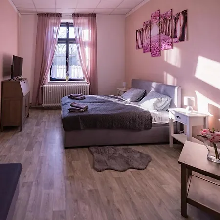 Ubytovani V Soukromi V Oaze Klidu V Jindrichove Hradci Jindřichŭv Hradec Exterior photo