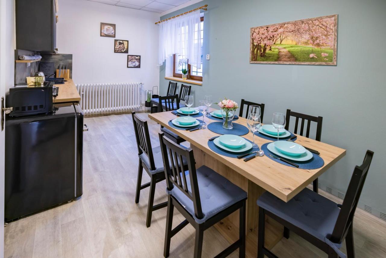 Apartment V Soukromi V Oaze Klidu V Jindrichove Hradci